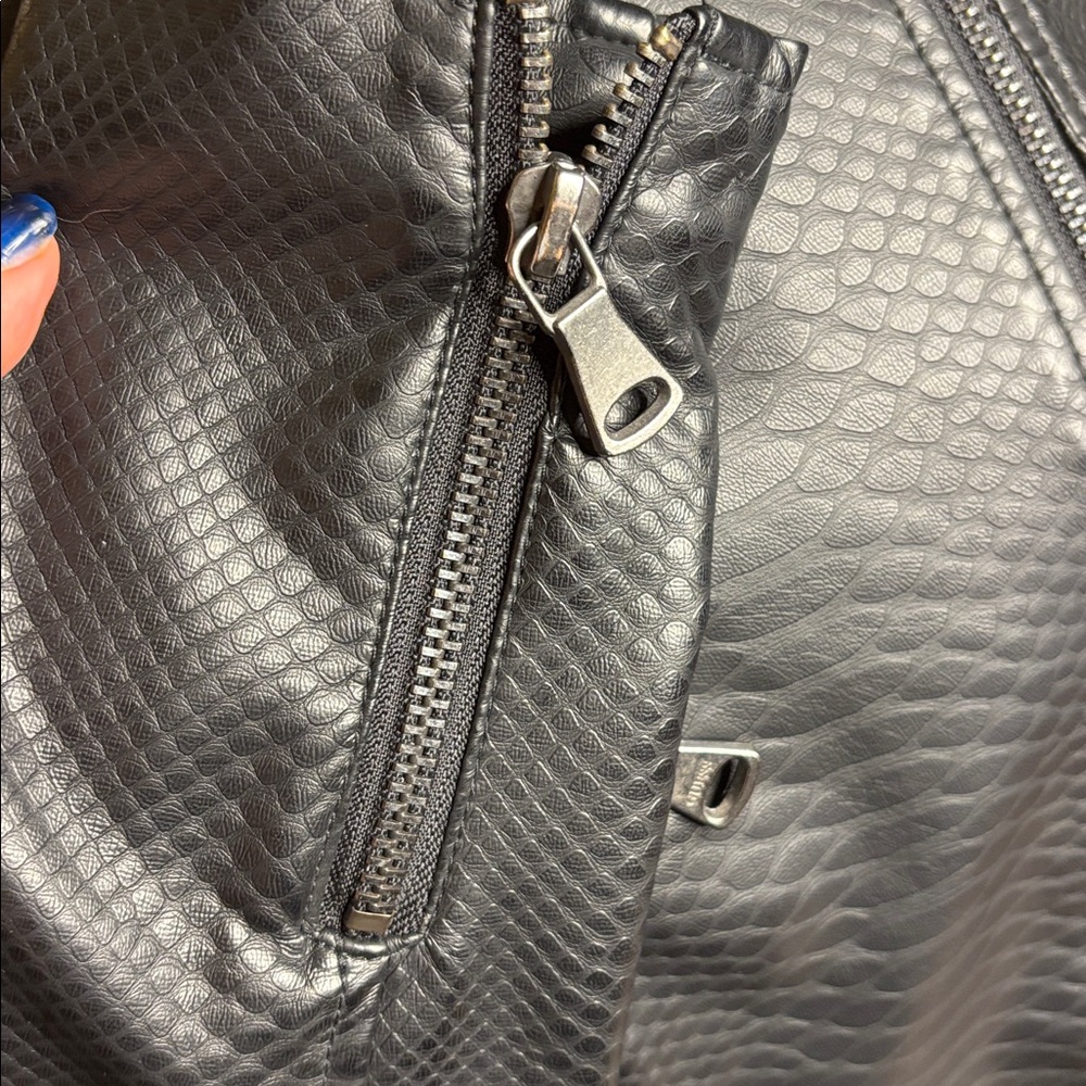 Guess Moto Style Jacket EUC - Picture 5 of 10